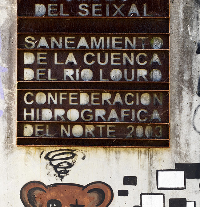 Signs in Tui, Spanje