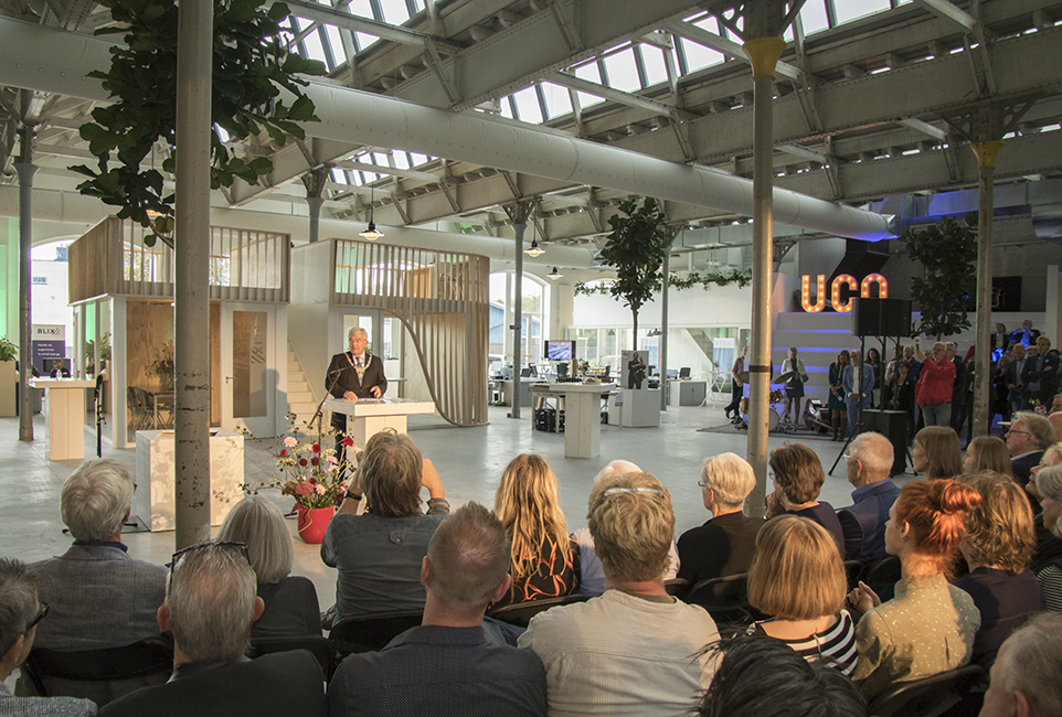 Opening UCo-gebouw door burgemeester Jan van Zanen. T.b.v. artikel en fotografie i.o.v. ontwikkelaar Synchroon, project Wisselspoor