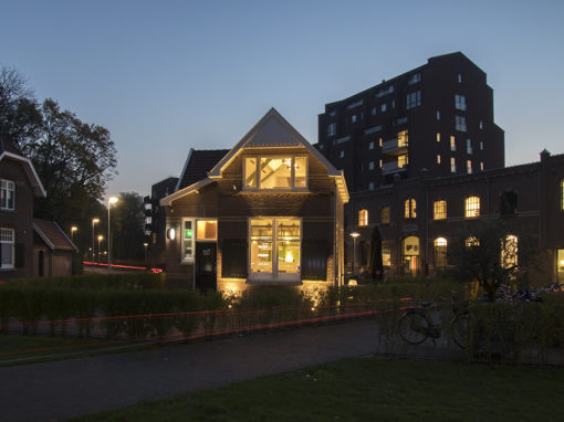 Herbestemming Rijksmonument Sluiswachterswoning nabij Cereolfabriek Utrecht. I.o.v. uitbater Restaurant Buurten in de Fabriek.