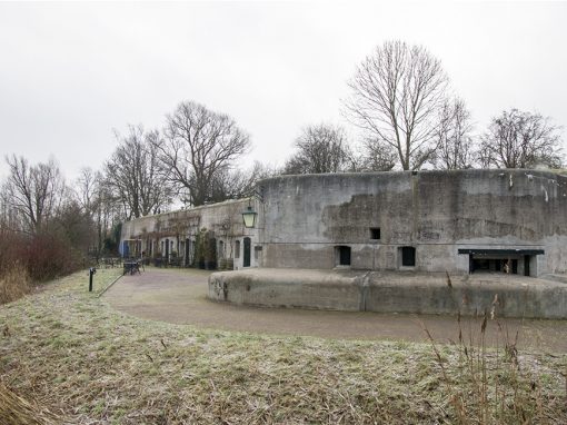 Fortenbouwer Willem Dudok, Fort aan de Drecht
