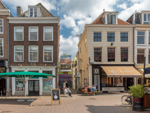 Neude, Utrecht. Fotografie nieuw bouwdoek i.o.v. Het Utrechts Monumentenfonds.