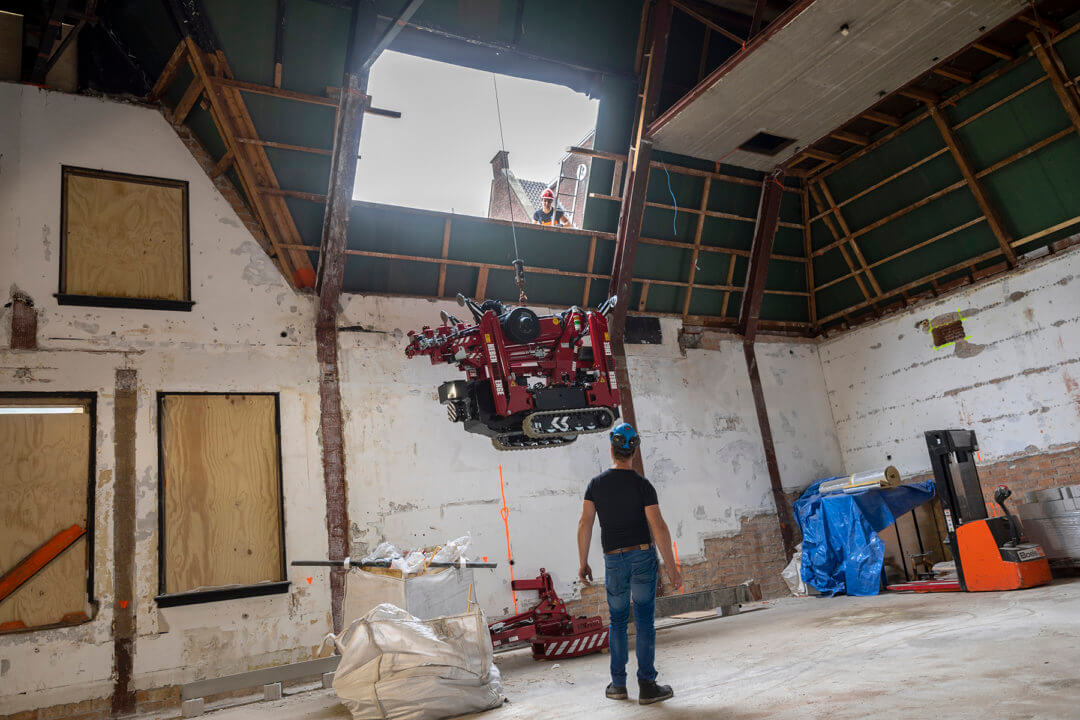 Takelwerkzaamheden restauratie herontwikkeling Slachtstraat Filmtheater i.o.v. het Utrechts Monumentenfonds