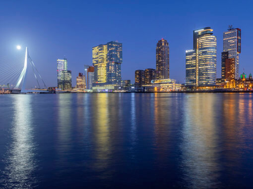 Rotterdam Skyline Erasmusbrug en Kop van Zuid