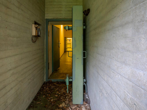 Toegang Centrale Commandobunker op Park Vliegbasis Soesterberg i.o.v. Stichting Utrechts Landschap