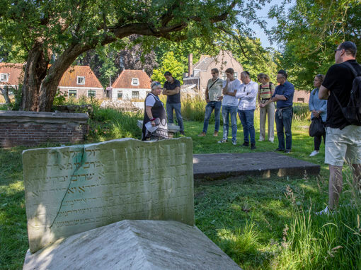 Joodse begraafplaats ‘Beth Haim’, Ouderkerk a/d Amstel i.o.v. MOOI Noord-Holland / Steunpunt Monumenten en Archeologie Noord-Holland.