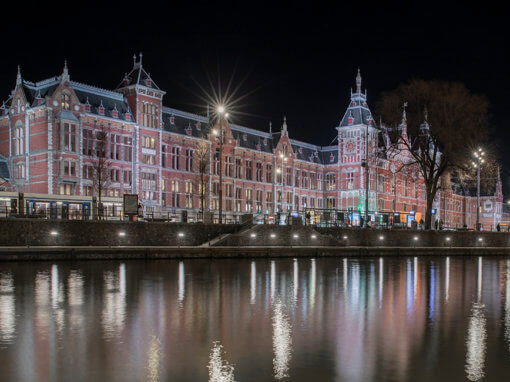 Centraal Station Amsterdam van architect Pierre Cuypers