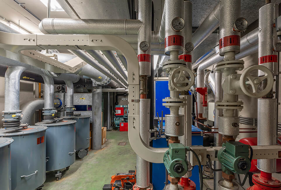 Interieurfotografie machinekamers voormalige commandobunker Park Vliegbasis Soesterberg i.o.v. Het Utrechts Landschap