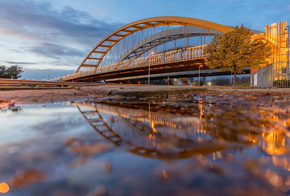 Gele Brug (officieel: Hogeweidebrug) Utrecht