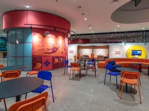 Renatvatie en nieuwbouw restaurant en bakkerij hoofdkantoor Rabobank i.o.v. Jurriëns.