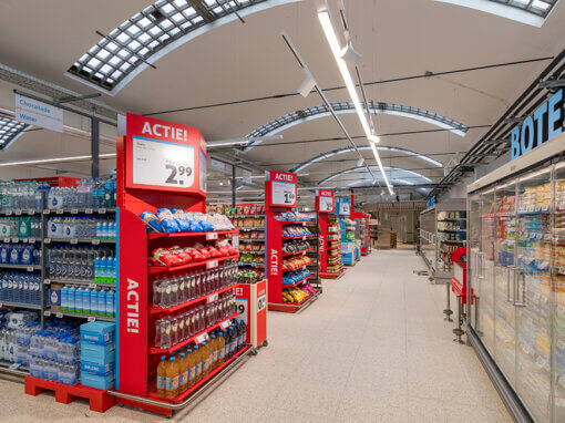 Opening Hoogvliet Supermarkt i.o.v. Heilijgers